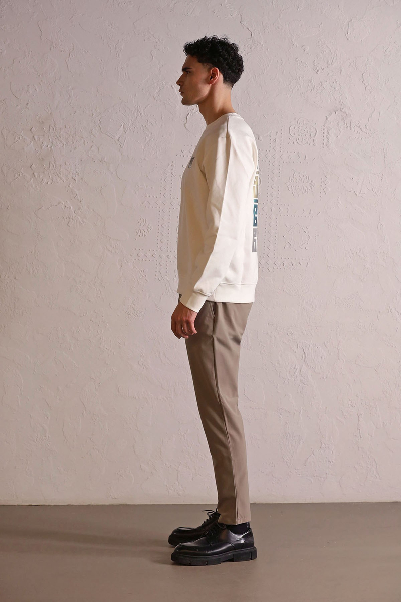 Bisiklet Yaka Sırtı ve Göğsü Baskılı Erkek Sweatshirt