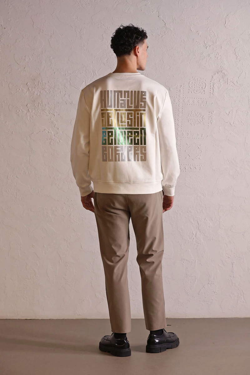Bisiklet Yaka Sırtı ve Göğsü Baskılı Erkek Sweatshirt