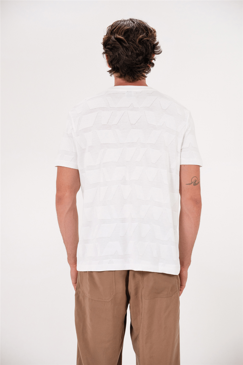 Bisiklet Yaka Sol Göğsü Arma Detaylı Jakarlı Erkek T-shirt