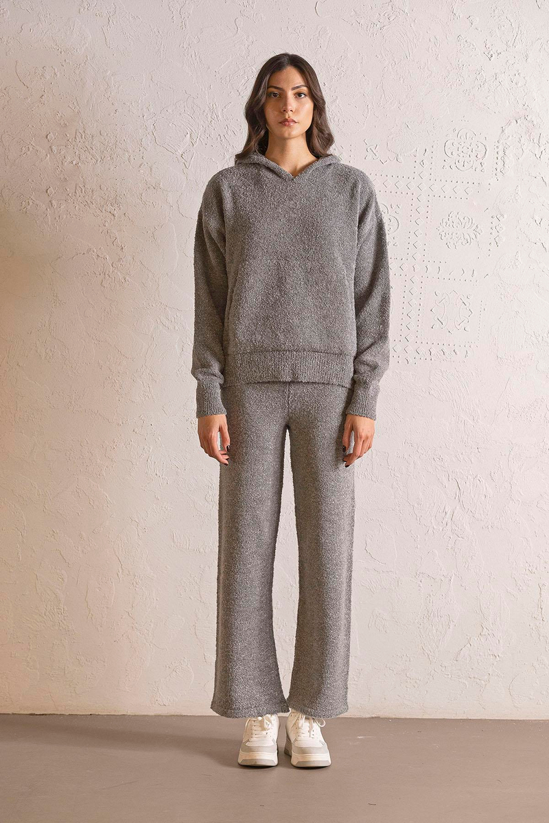 Kapüşon Yaka Kanguru Cepli Kadın Triko Sweatshirt