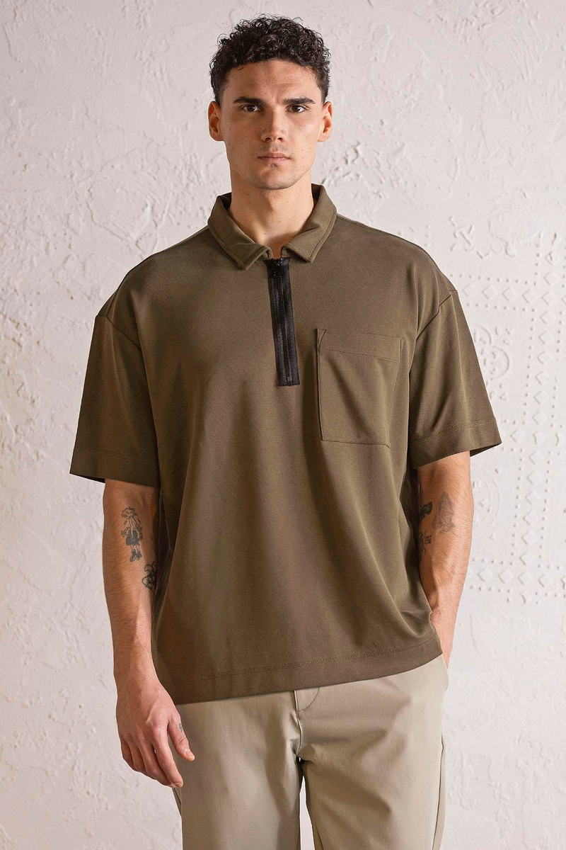Polo Yaka Patı Fermuarlı Cepli Erkek T-shirt