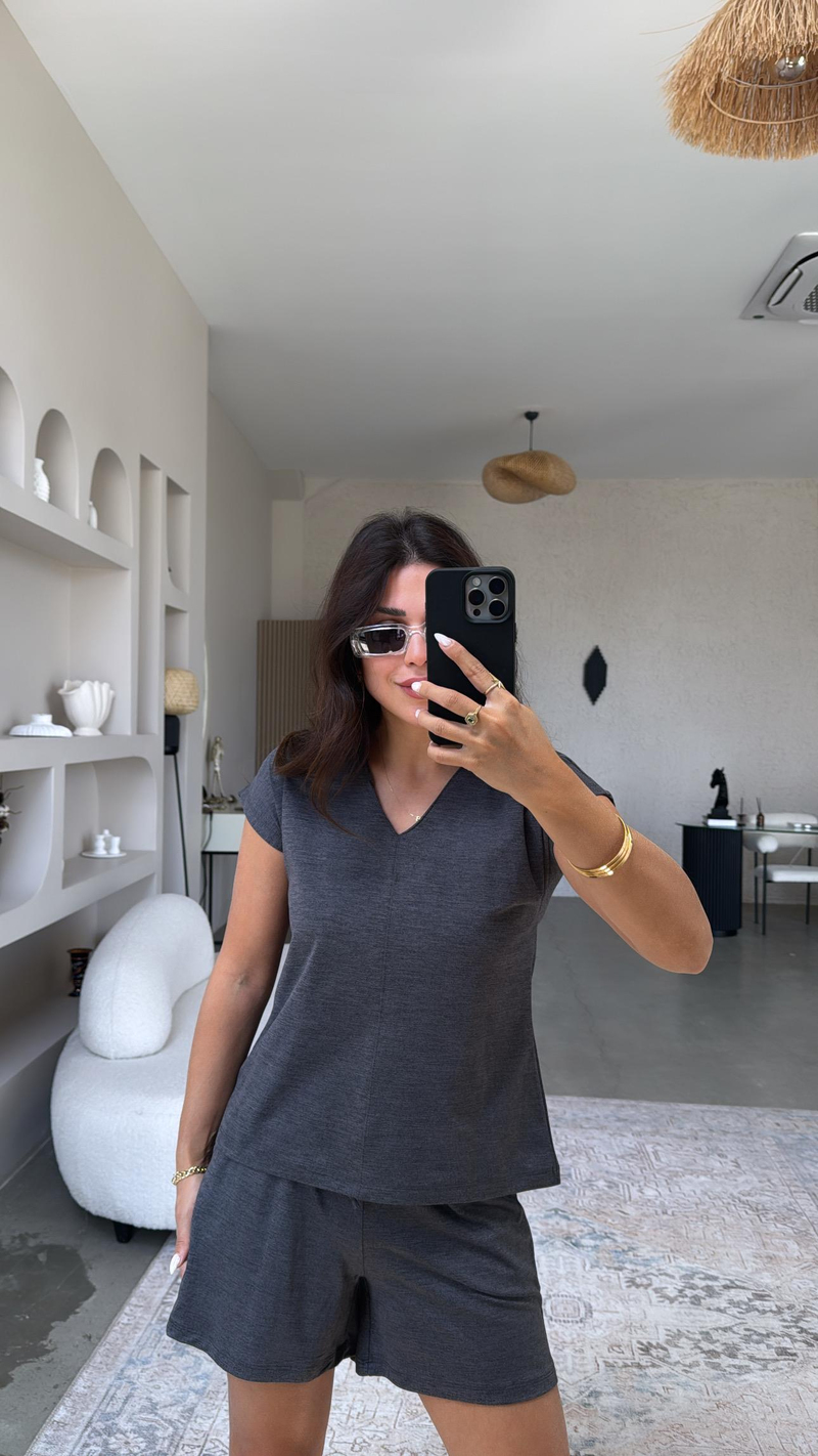 Antrasit V Yaka Şort Bluz Takım