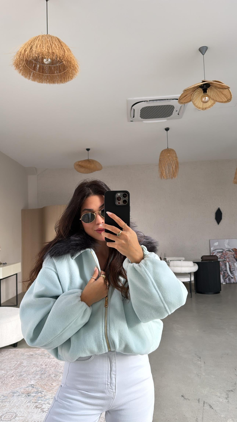 Bebe Mavi Kürklü Kısa Astarlı Kaban