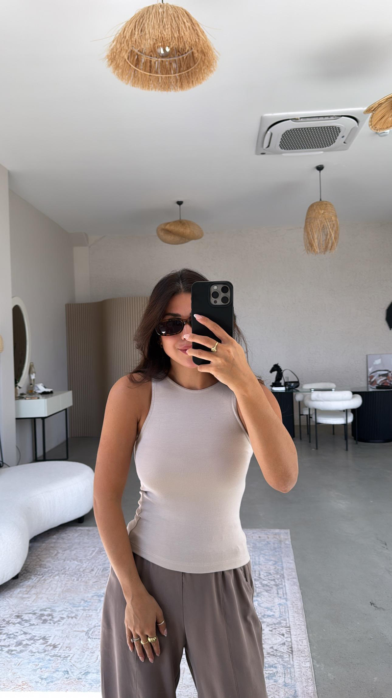 Bej Halter Yaka Yumuşak Modal Atlet