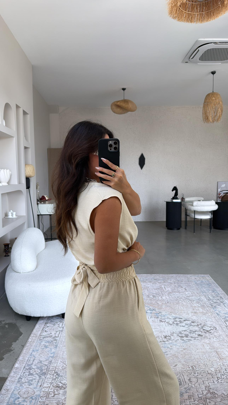 Bej Kuşak Detaylı Pantolon Bluz Takım