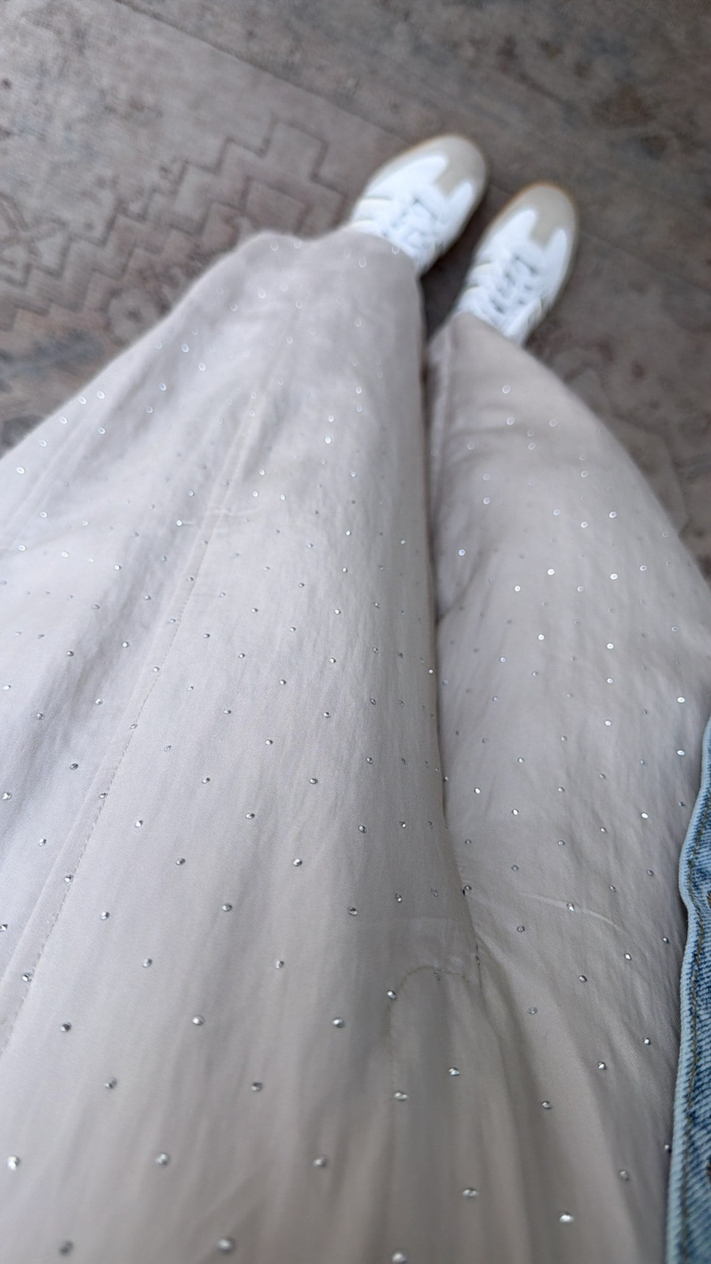 Bej Taşlı Premium İnce Dökümlü Pantolon