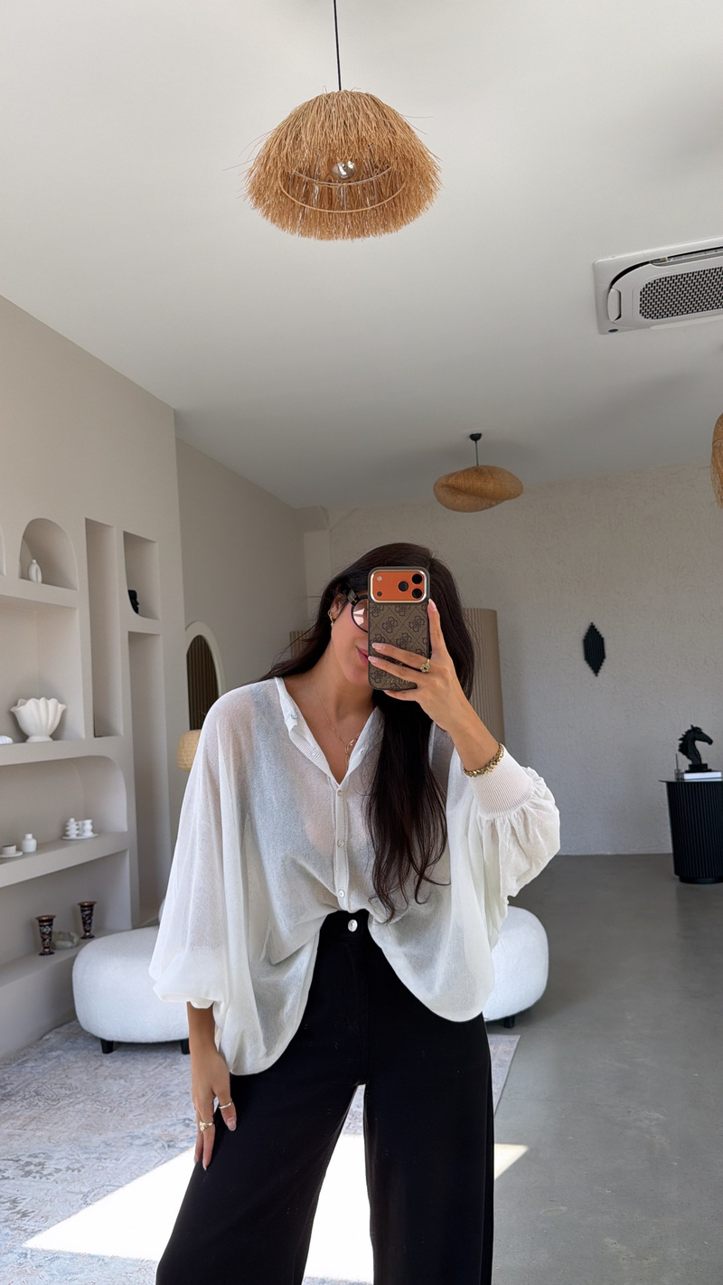 Beyaz Balon Kollu Transparan Salaş Merserize Triko Bluz