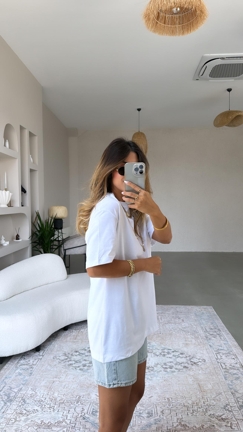 Beyaz Bisiklet Yaka Oversize Tshirt