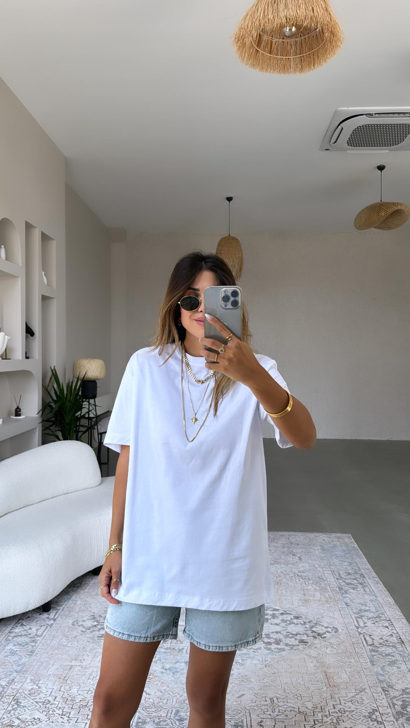Beyaz Bisiklet Yaka Oversize Tshirt