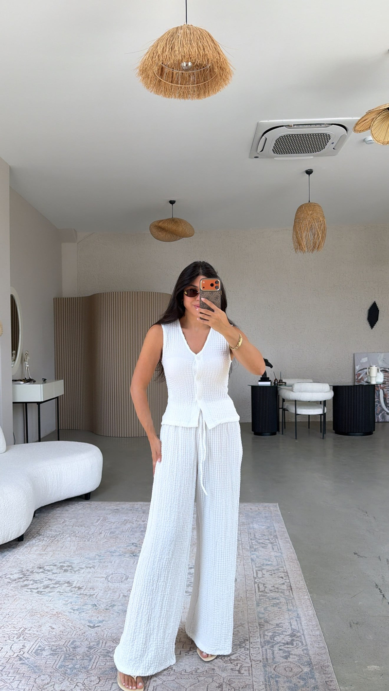 Beyaz Bubble Kumaş Yelek Pantolon Takım