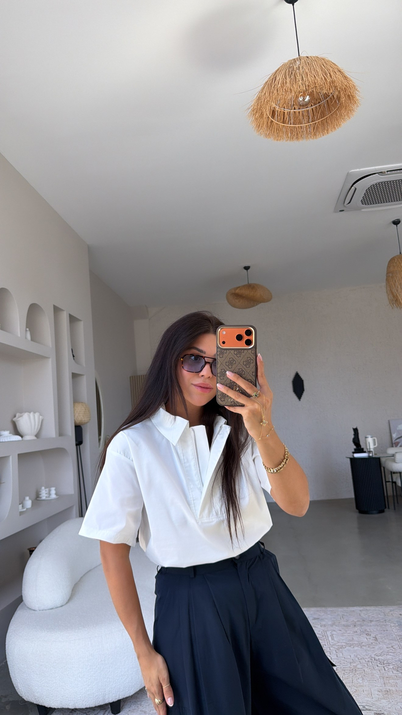 Beyaz Crop Fermuarlı Yakalı Gömlek Bluz