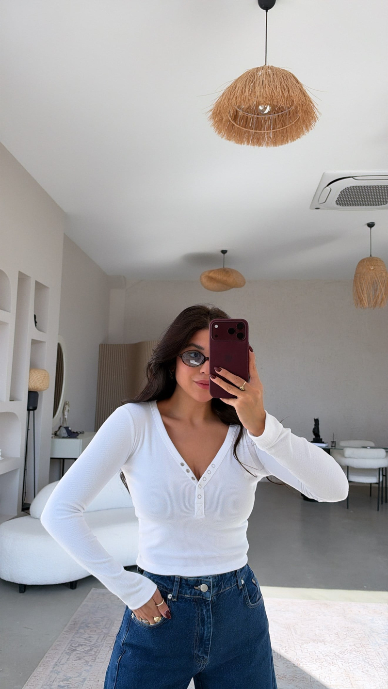 Beyaz Fitilli Pamuk Çıtçıtlı Bluz