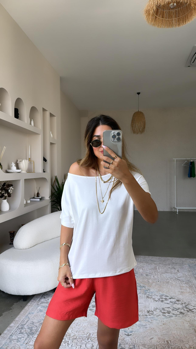 Beyaz Kayık Yaka Pyr Tshirt