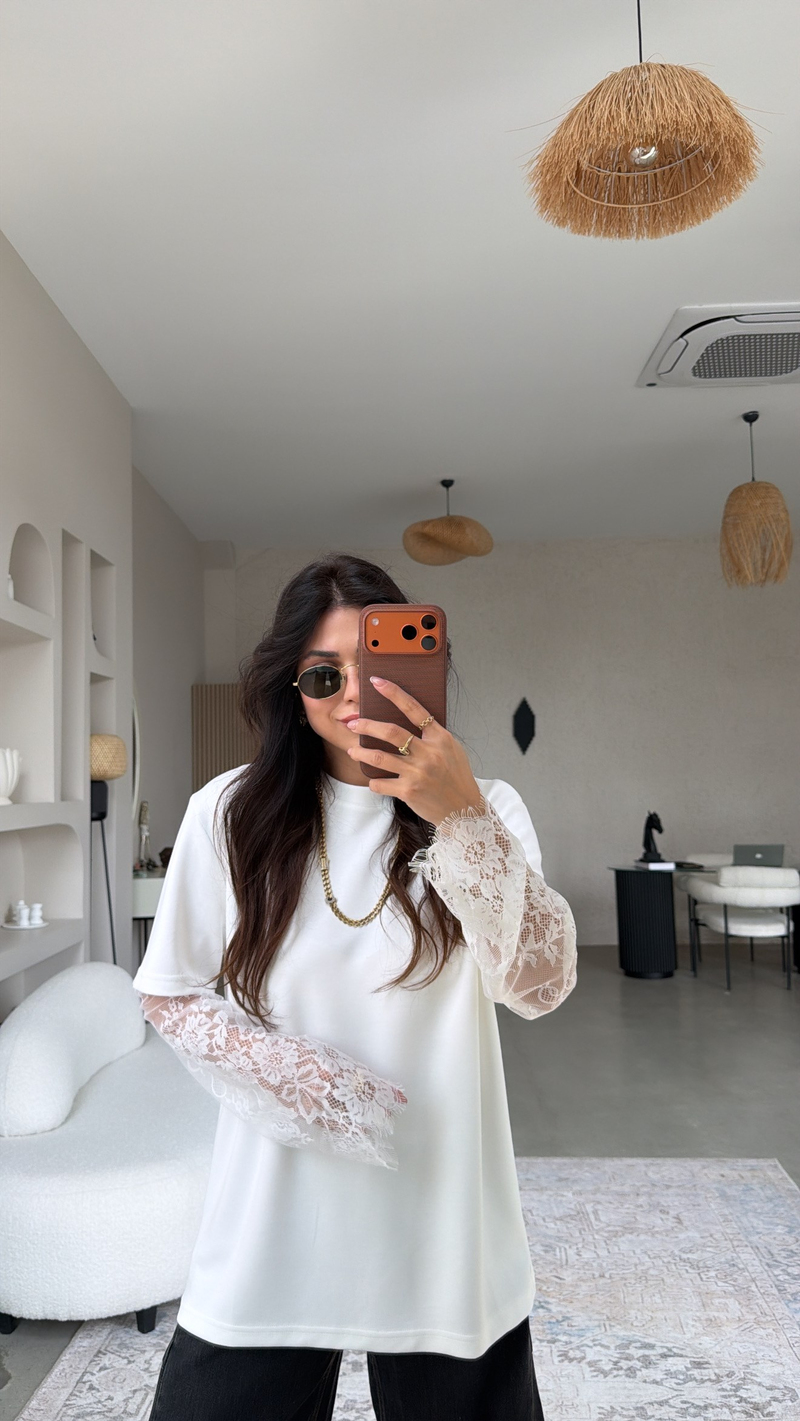 Beyaz Kolları Dantelli Modal Tshirt