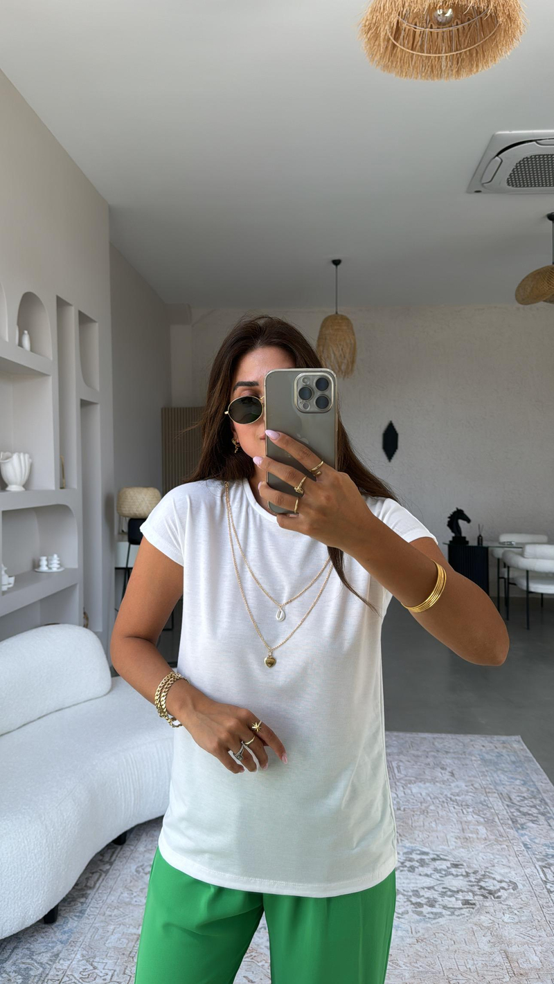 Beyaz Kolye Detaylı Modal Tshirt