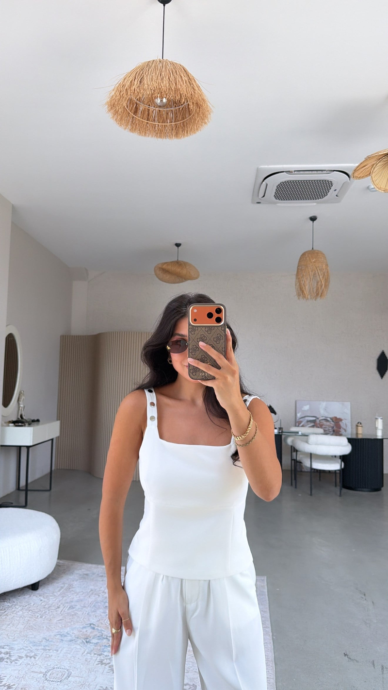 Beyaz Krep Kumaş Çıtçıt Askılı Premium Bluz