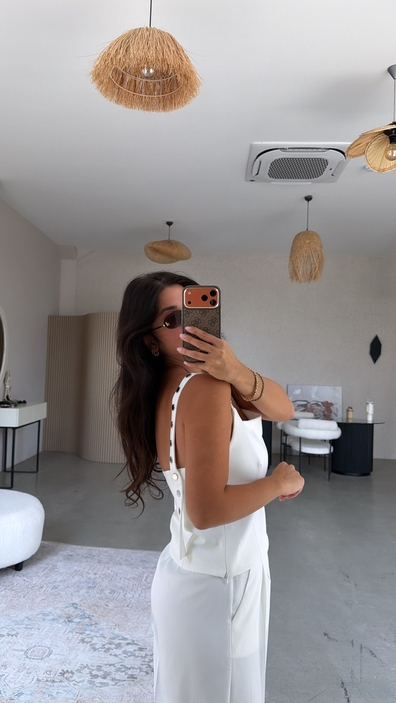 Beyaz Krep Kumaş Çıtçıt Askılı Premium Bluz