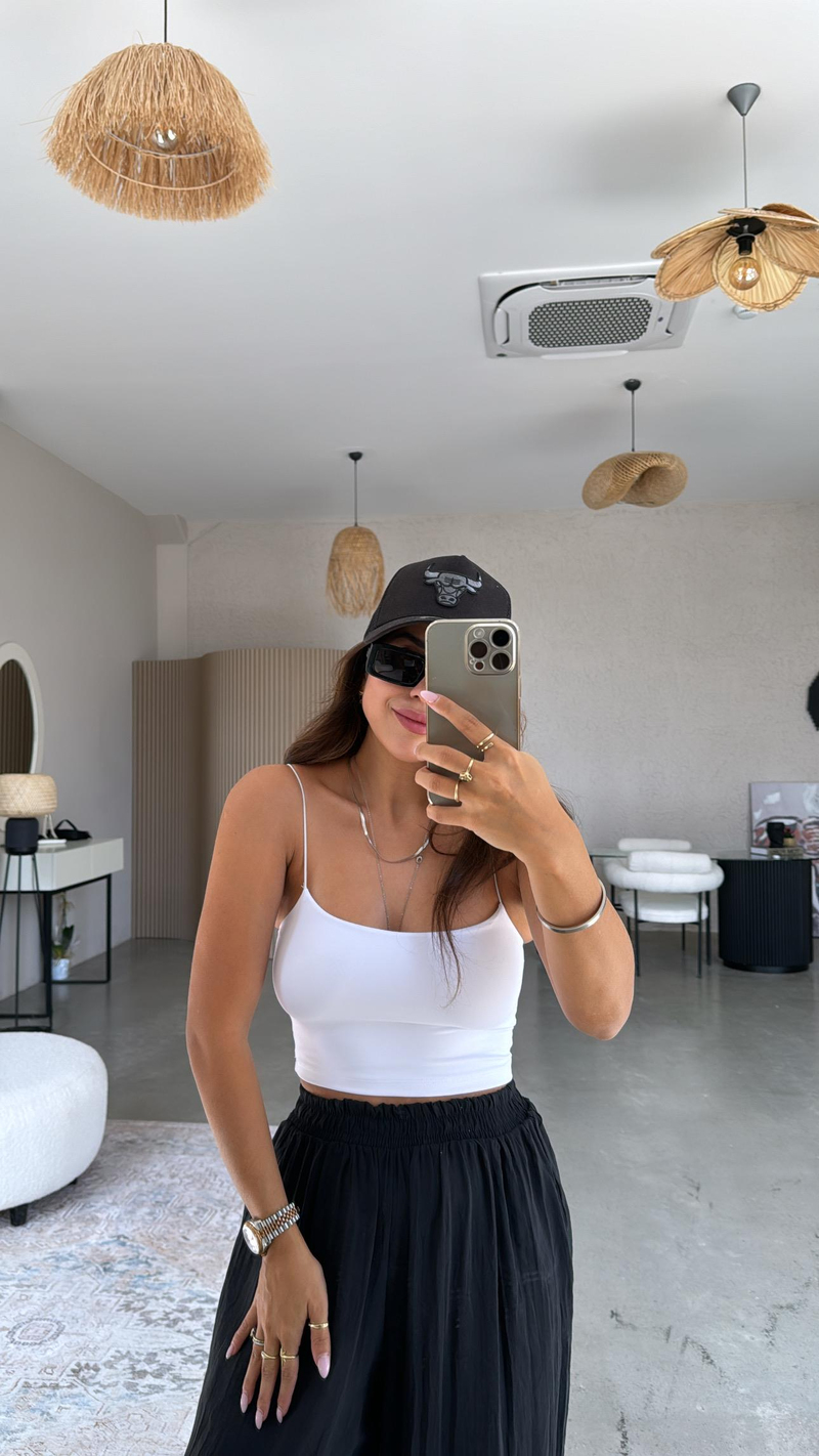 Beyaz Lastik Askı Crop