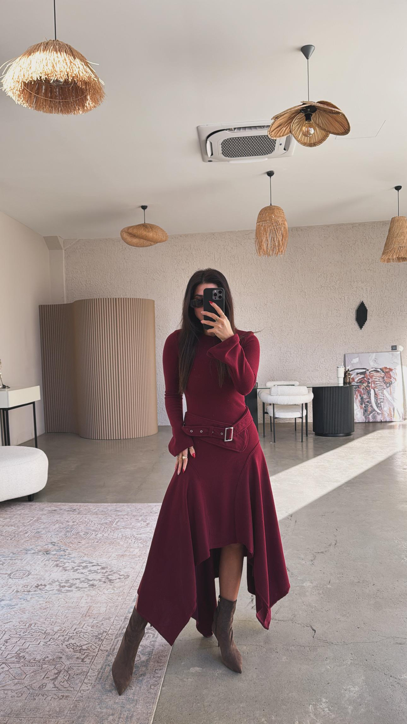 Bordo Asimetrik Kemerli Triko Elbise