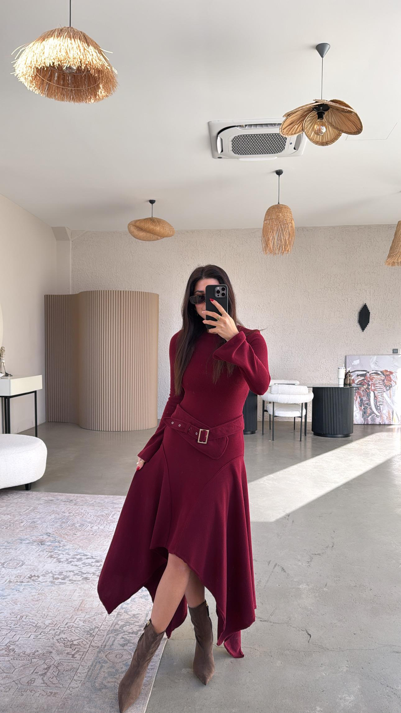 Bordo Asimetrik Kemerli Triko Elbise