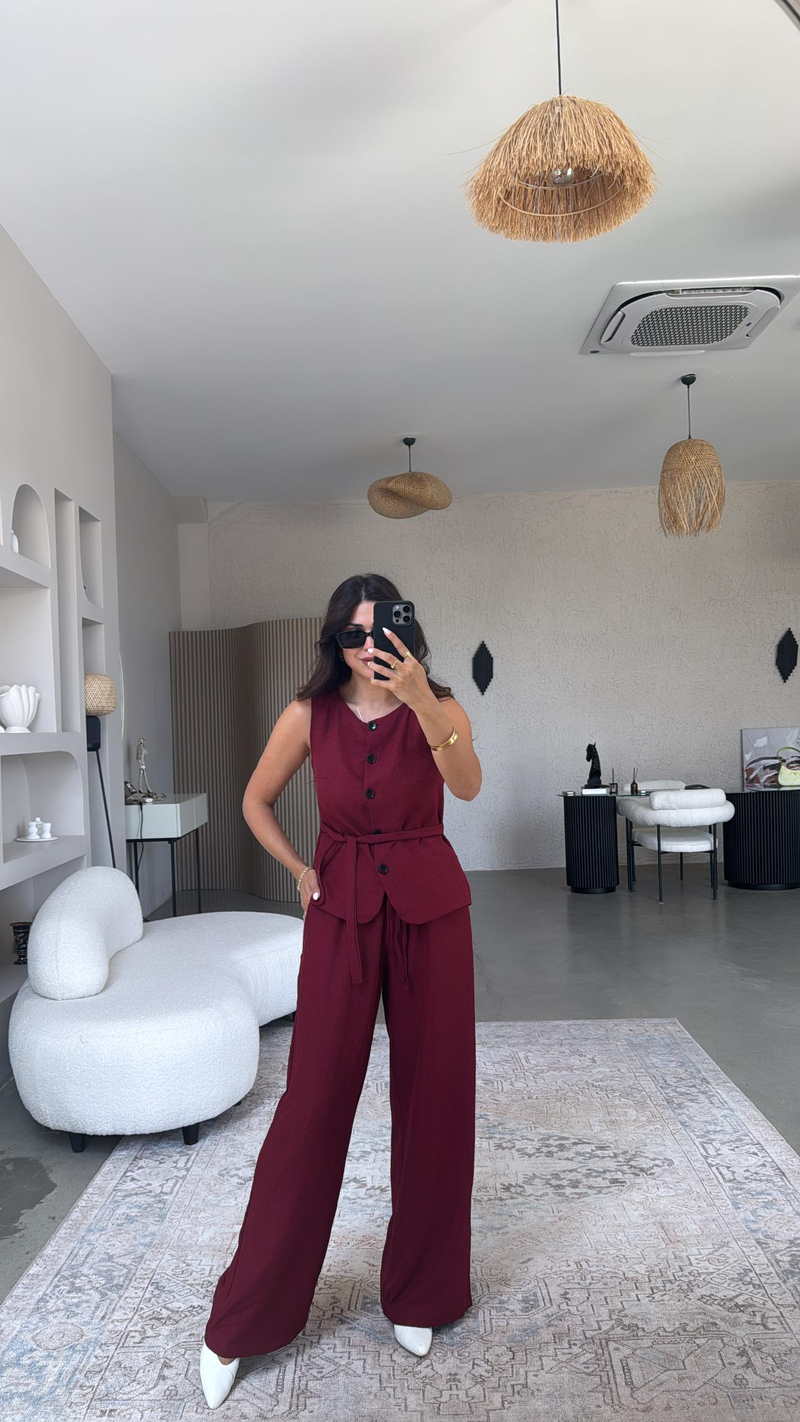 Bordo Düğmeli Yelekli Takım