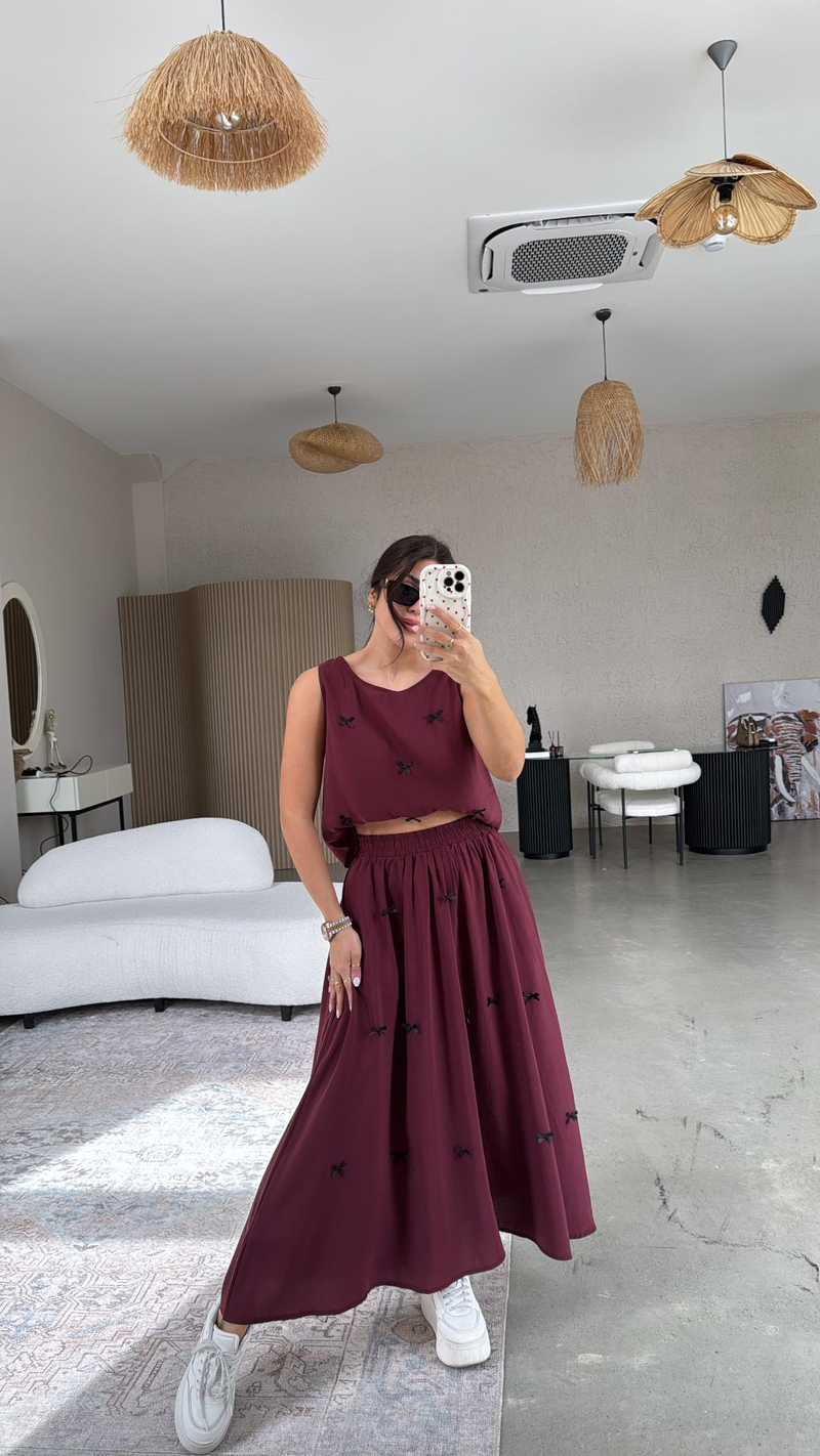 Bordo Fiyonk Detaylı Etek Bluz Tensel Takım