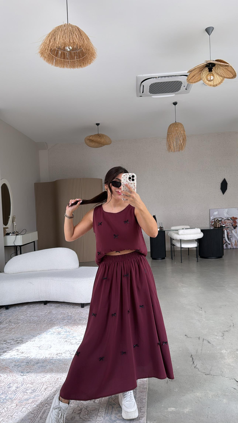 Bordo Fiyonk Detaylı Etek Bluz Tensel Takım