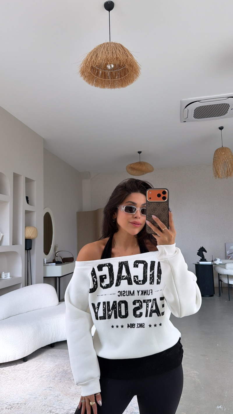 Boyundan Atlet Detaylı Chicago Tarz Sweatshirt