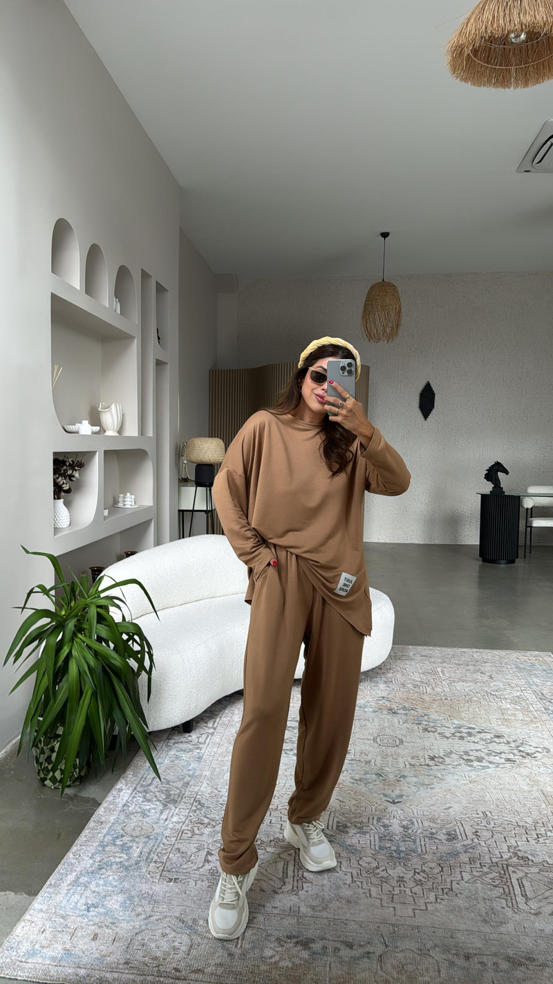 Camel Mavi Etiket Detaylı Takım