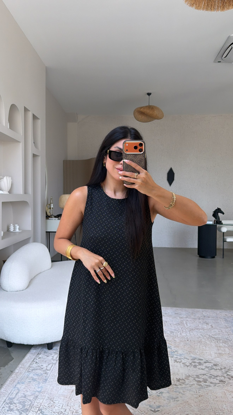 Çıtır Desenli Siyah Eteği Fırfırlı Bürümcük Elbise