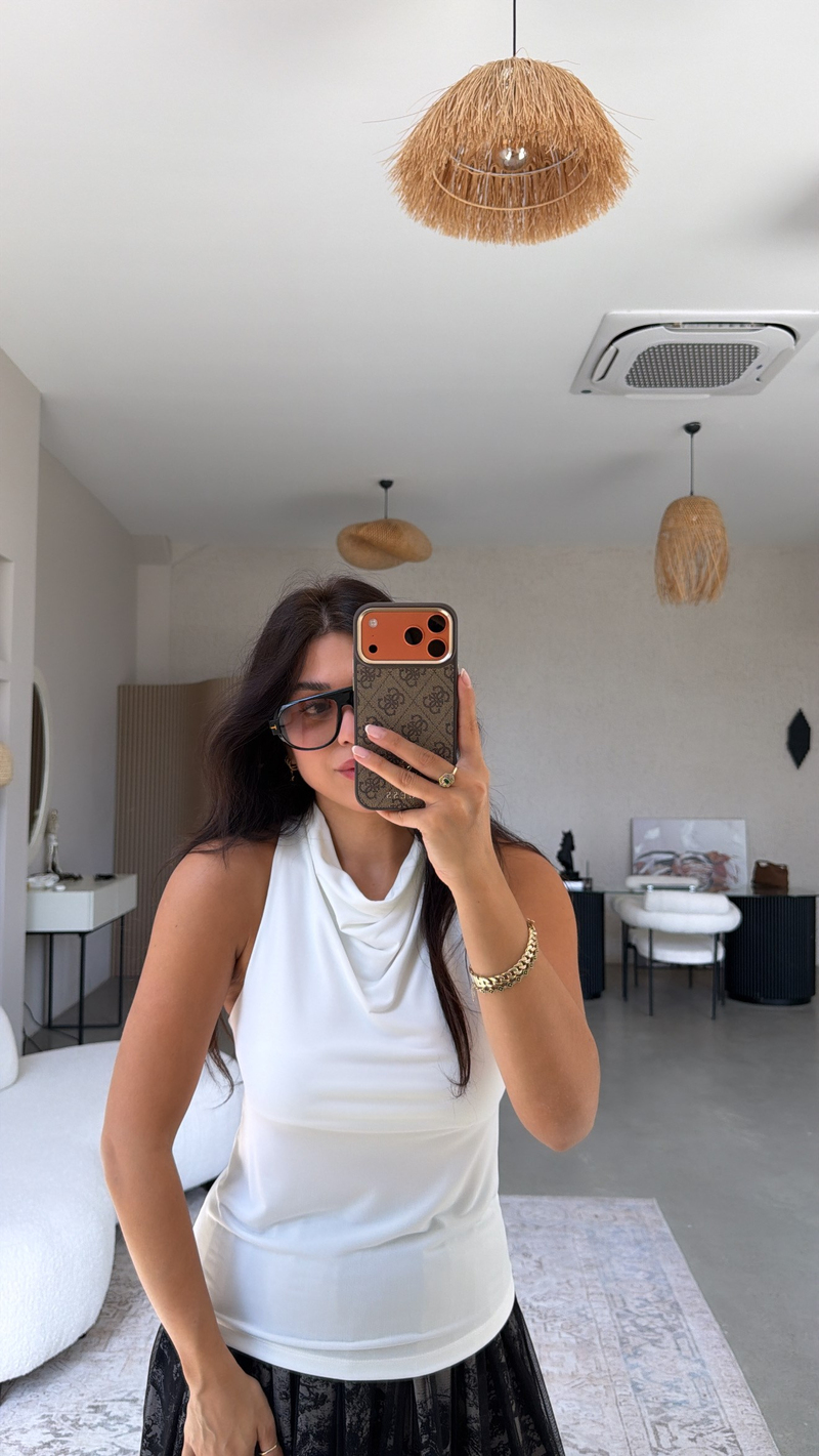 Ekru Degaje Ense Düğmeli Bluz