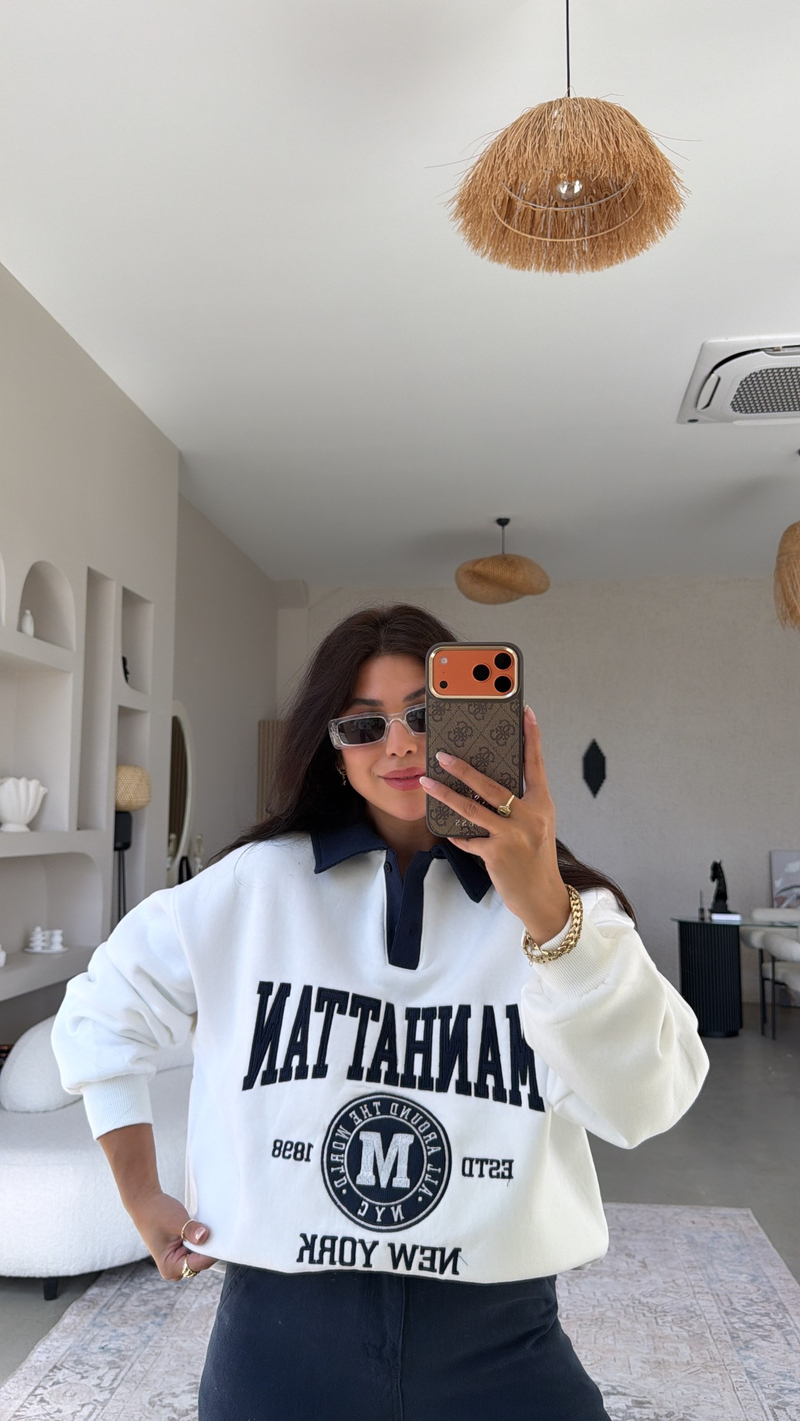 Ekru Kadife Yakalı Manhattan Nakışlı Şardonlu Sweatshirt