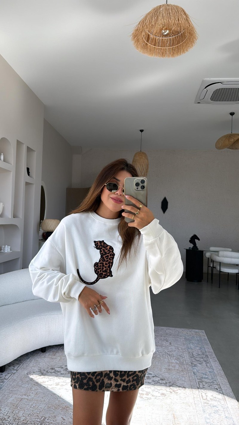 Ekru Kaplan Nakışlı İki İplik Sweatshirt