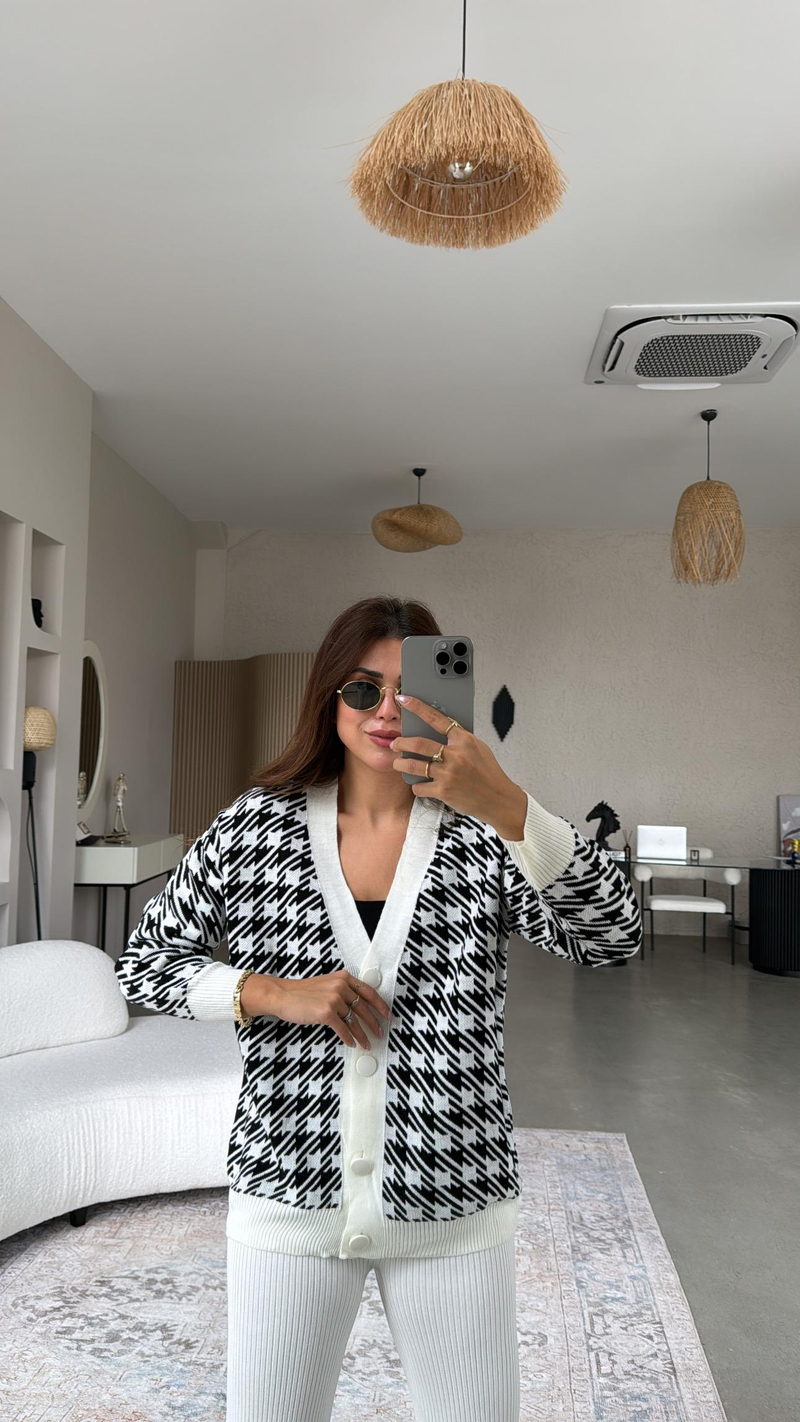 Ekru Şeritli Kazayağı Hırka