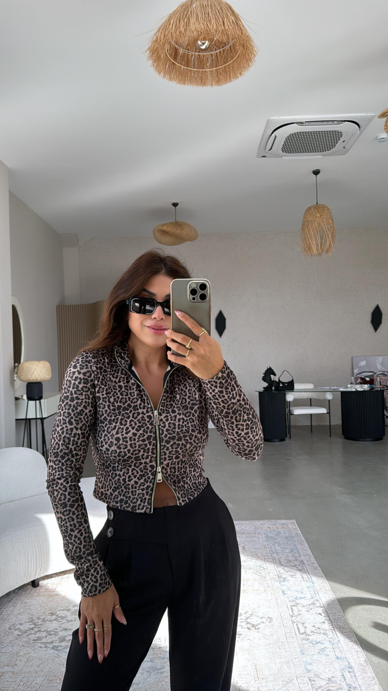 Fermuar Detaylı Leopar Bluz