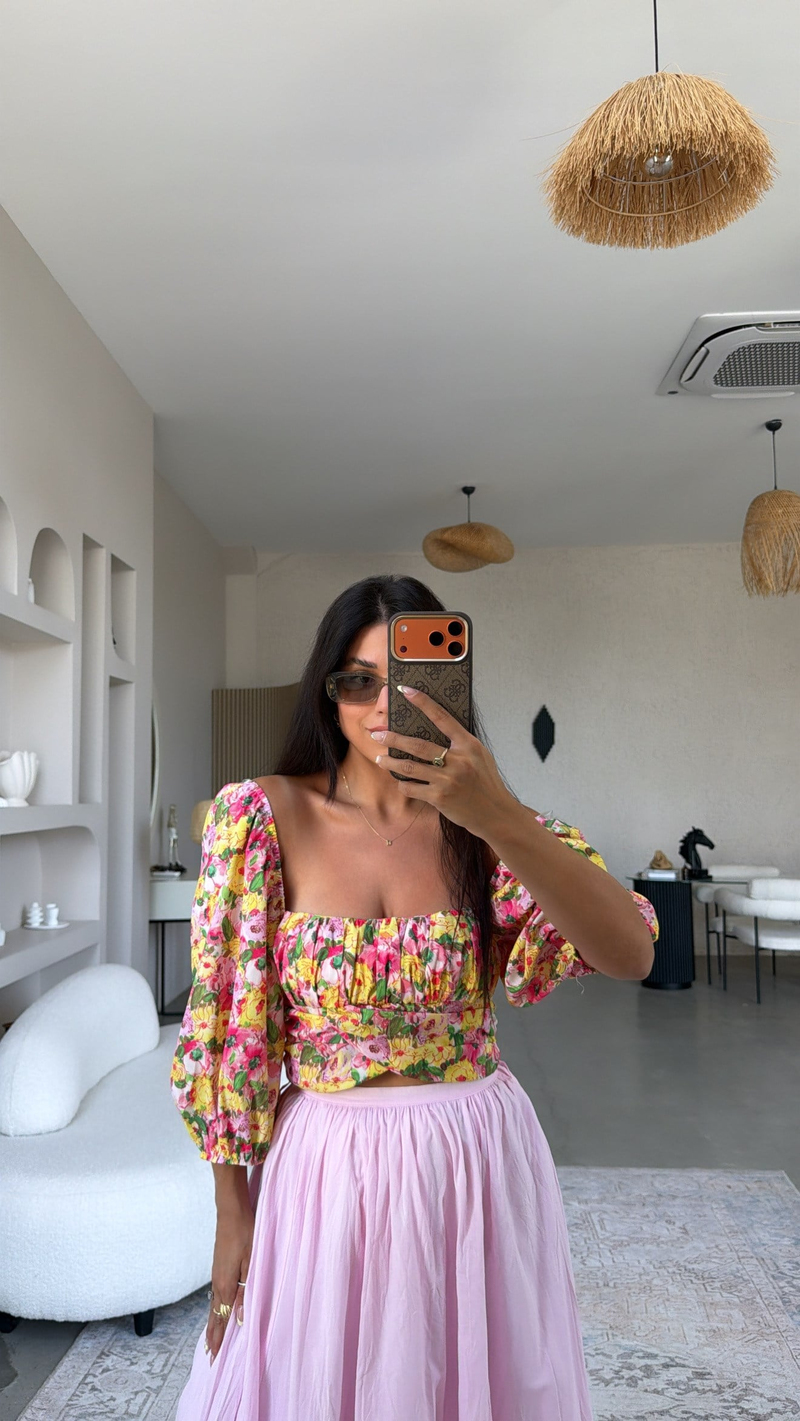 Floral Desenli Gipeli Renkli Bluz