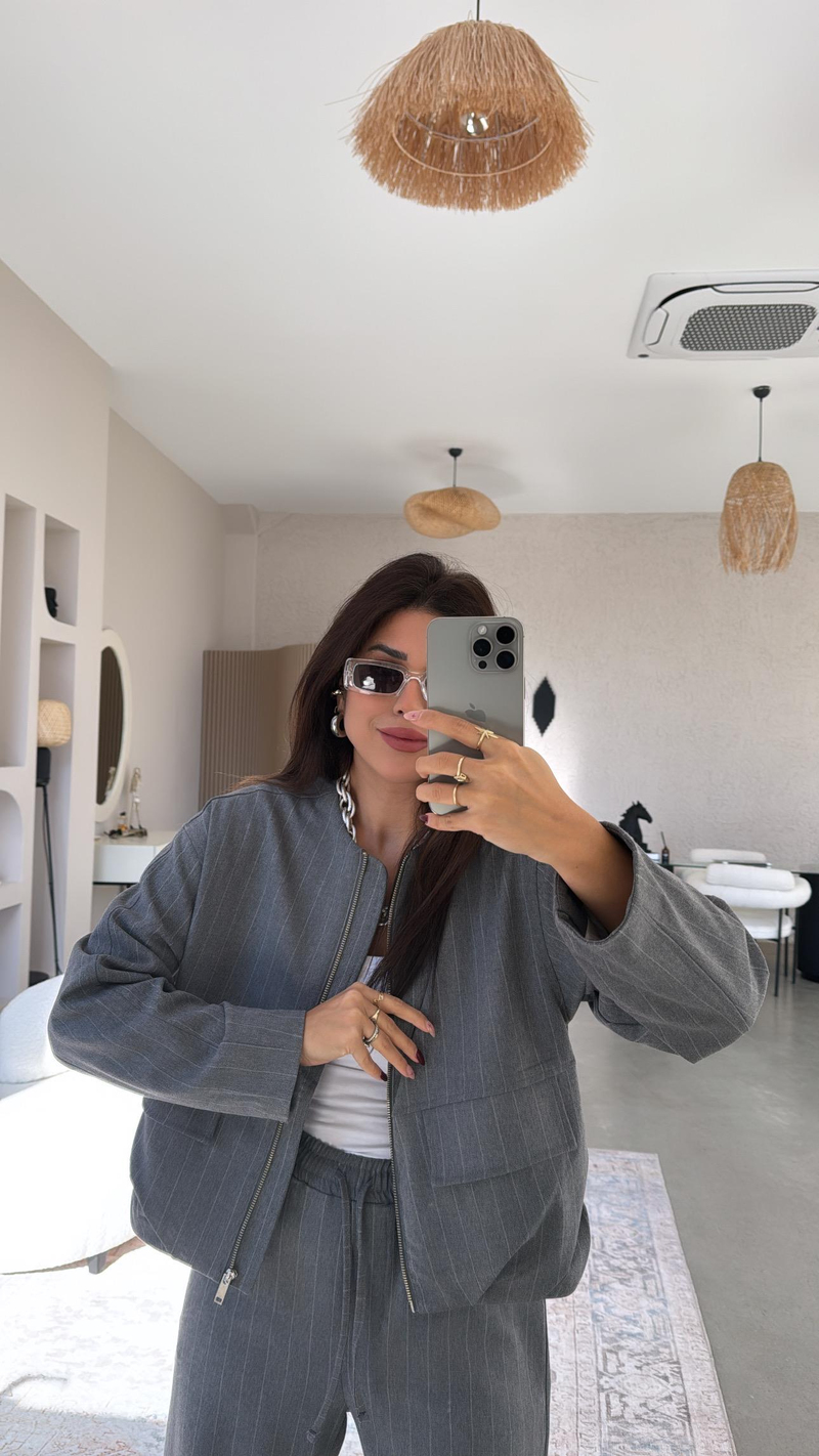 Gri Çizgili Kumaş Pantolon Ceket Takım