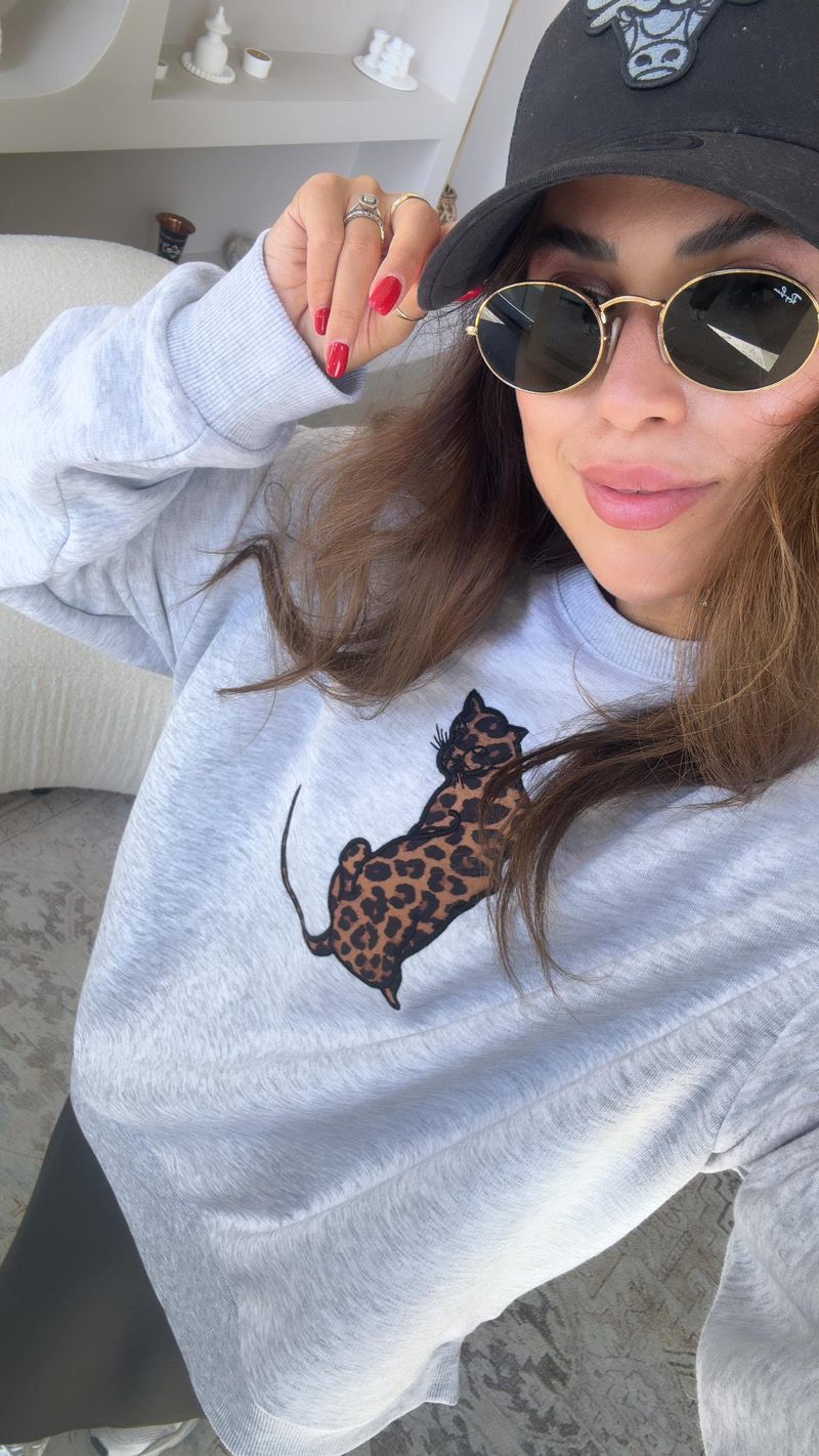 Gri Kaplan Nakışlı İki İplik Sweatshirt