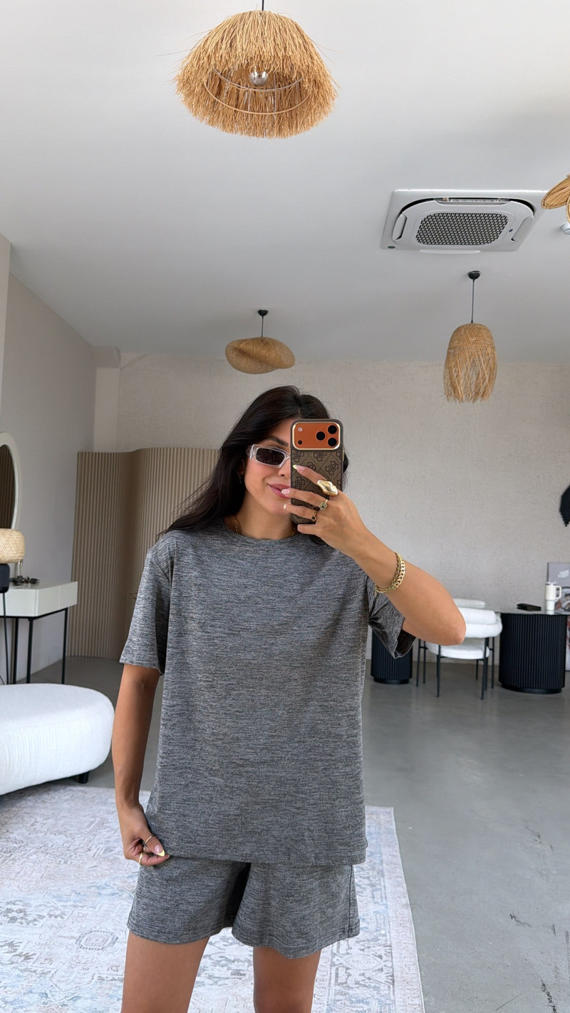 Gri Kırçıllı Rahat Kumaş Şort Tshirt Takım