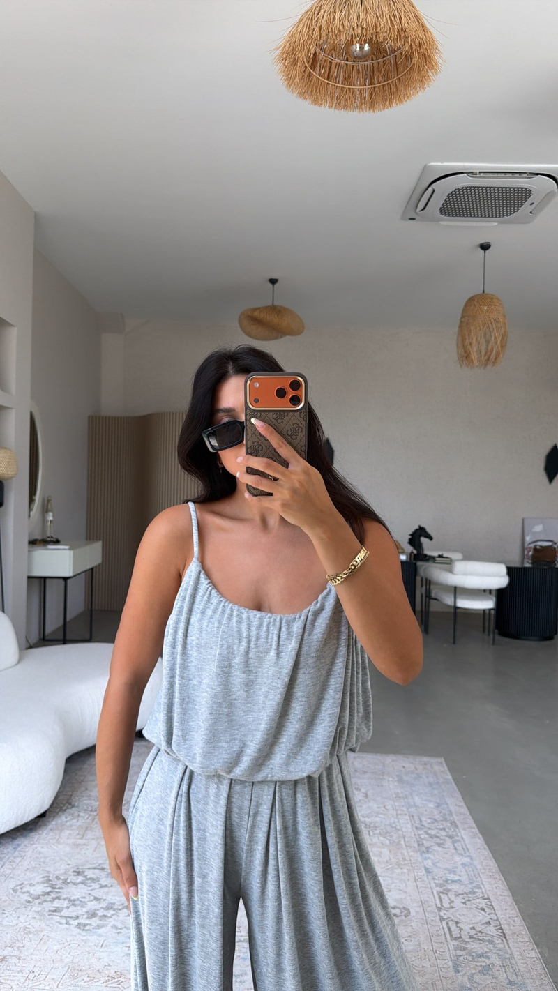 Gri Oys Model Askılı Bluz Şalvar Dökümlü Takım