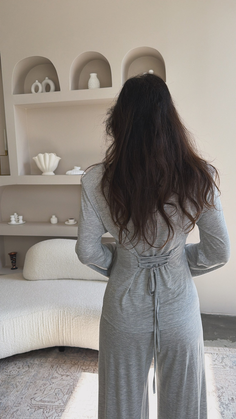 Gri Vatkalı Arkası Bağcıklı Ev Takım