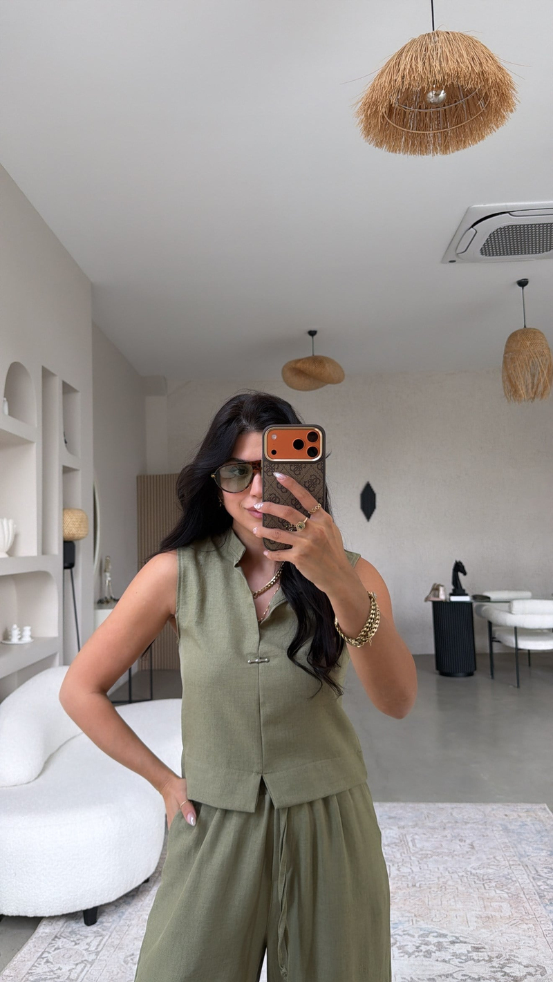 Haki Gümüş Aksesuarlı Pantolon Bluz Takım
