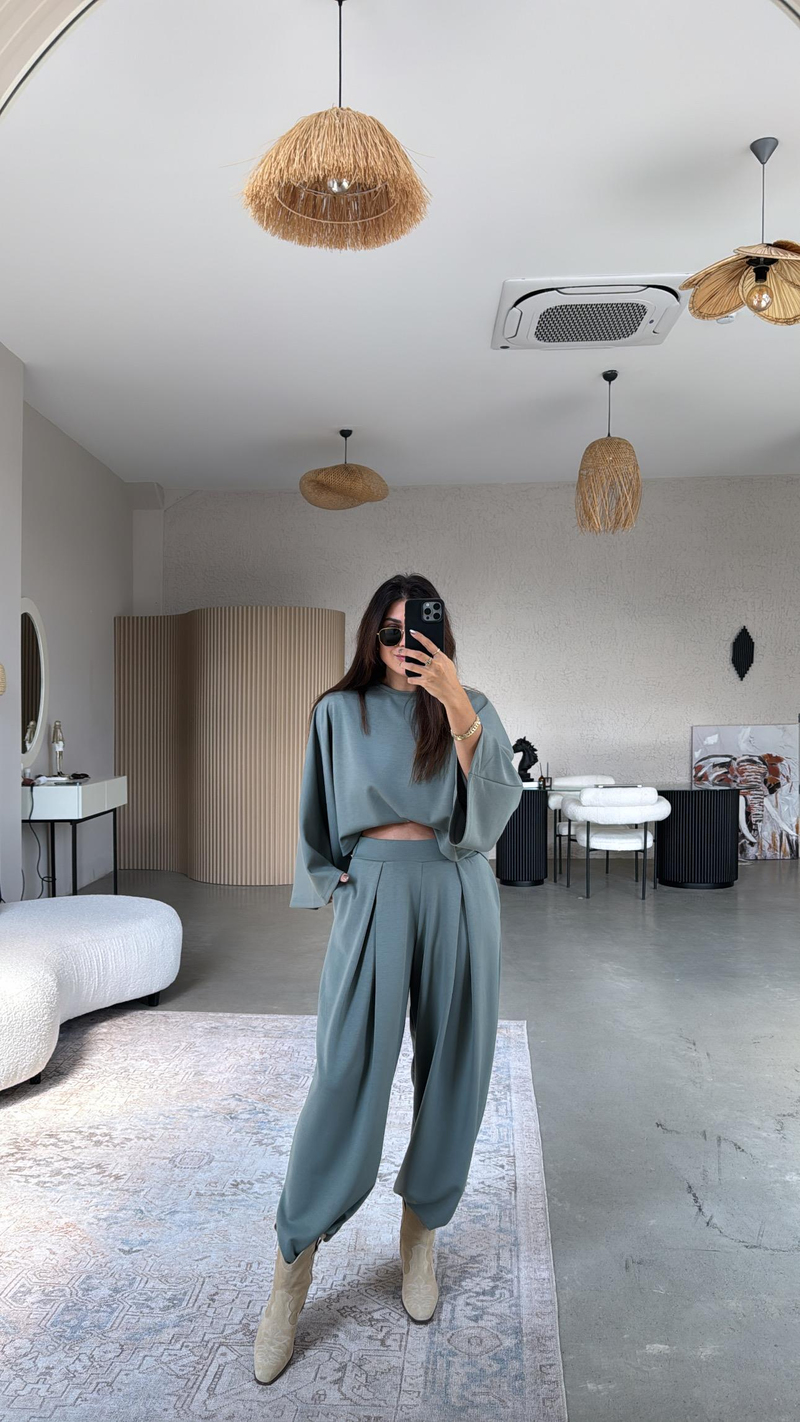 Haki Ön Pile Detaylı Oys Model Takım