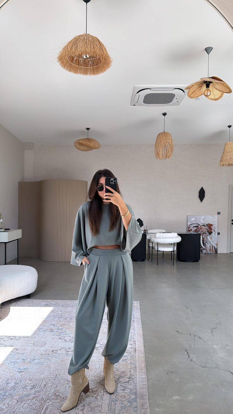 Haki Ön Pile Detaylı Oys Model Takım