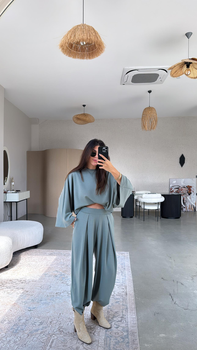 Haki Ön Pile Detaylı Oys Model Takım