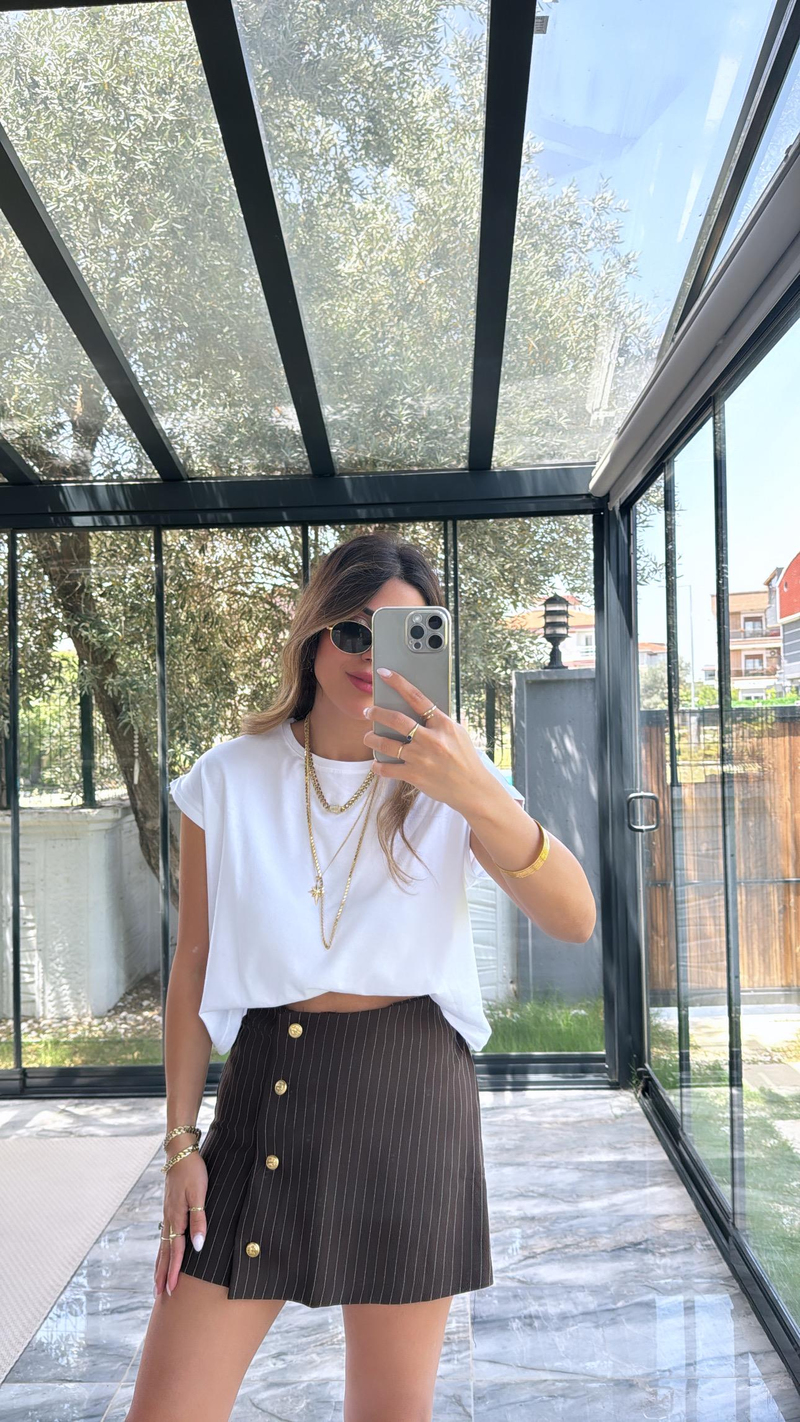 Kahve Çizgili Gold Düğme Şort Etek