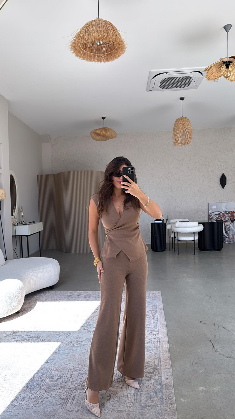Kahve ZR Model Kruvaze Bluz Pantolon Takım