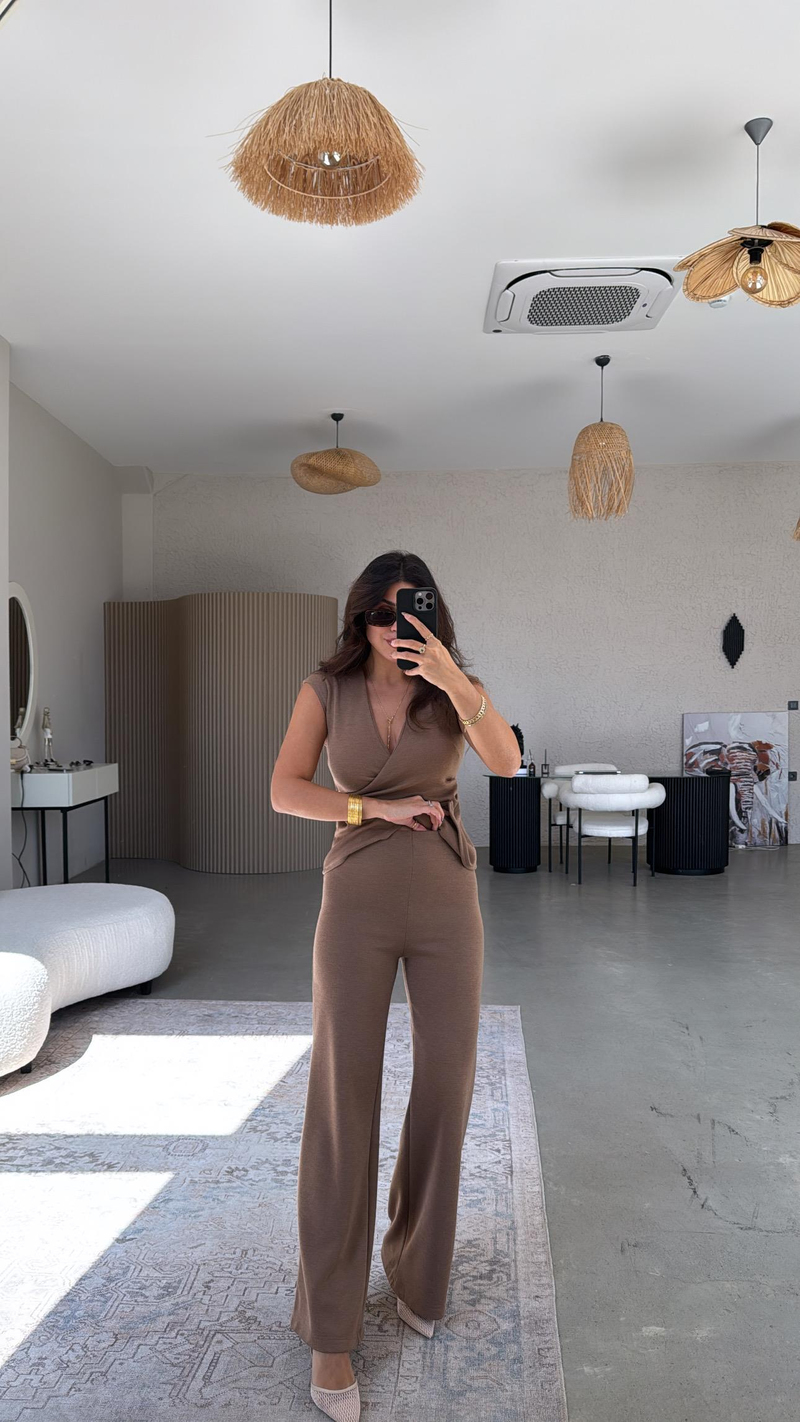 Kahve ZR Model Kruvaze Bluz Pantolon Takım