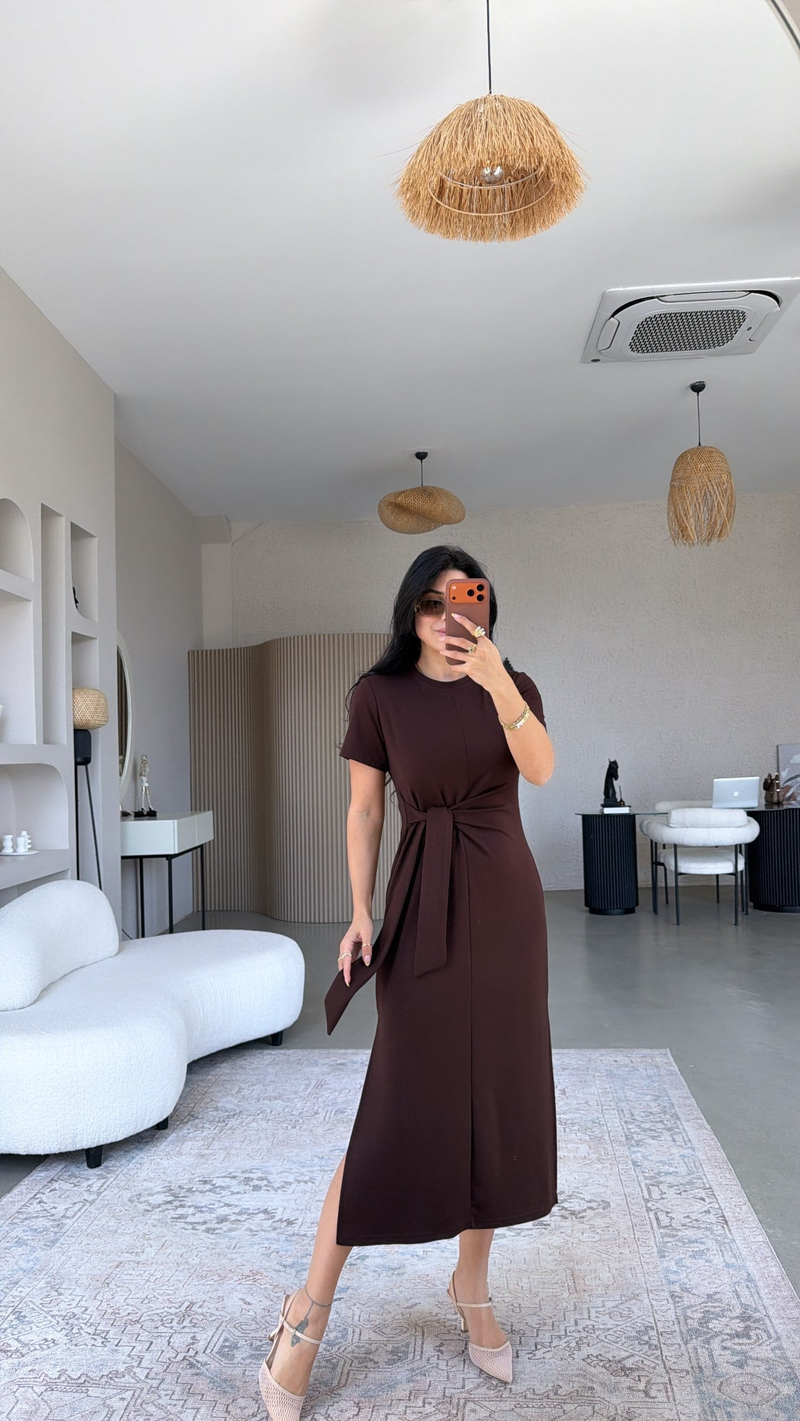 Kahverengi Bağlamalı Kısa Kol Modal Elbise