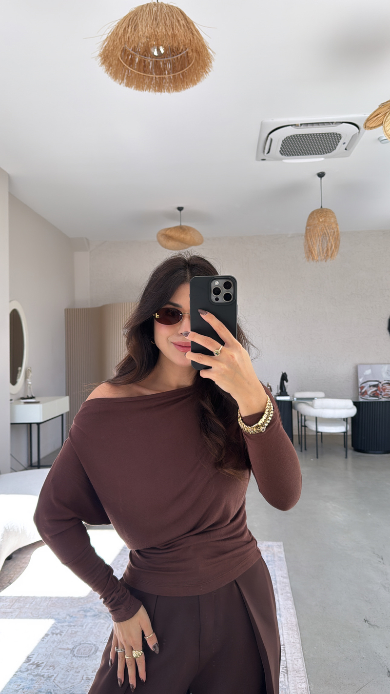 Kahverengi Buzzy Omzu Açık Bluz